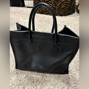 Parker Thatch- Parker Leather pebble Black bag